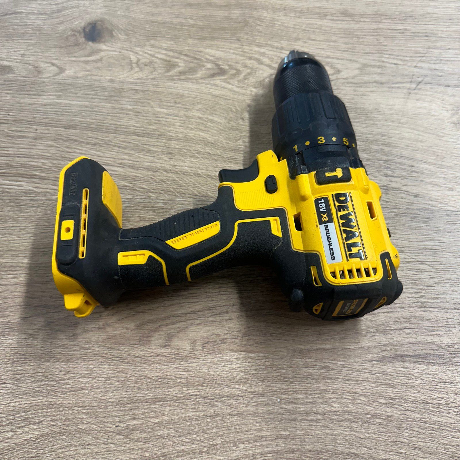 DeWalt DCD778 18V XR Brushless Combi Drill Body Only Used - Image 10