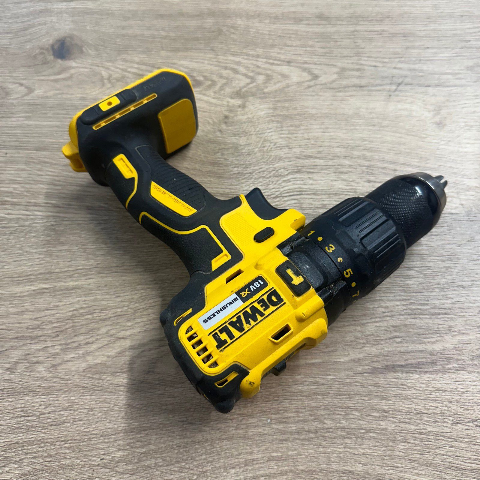 DeWalt DCD778 18V XR Brushless Combi Drill Body Only Used - Image 13