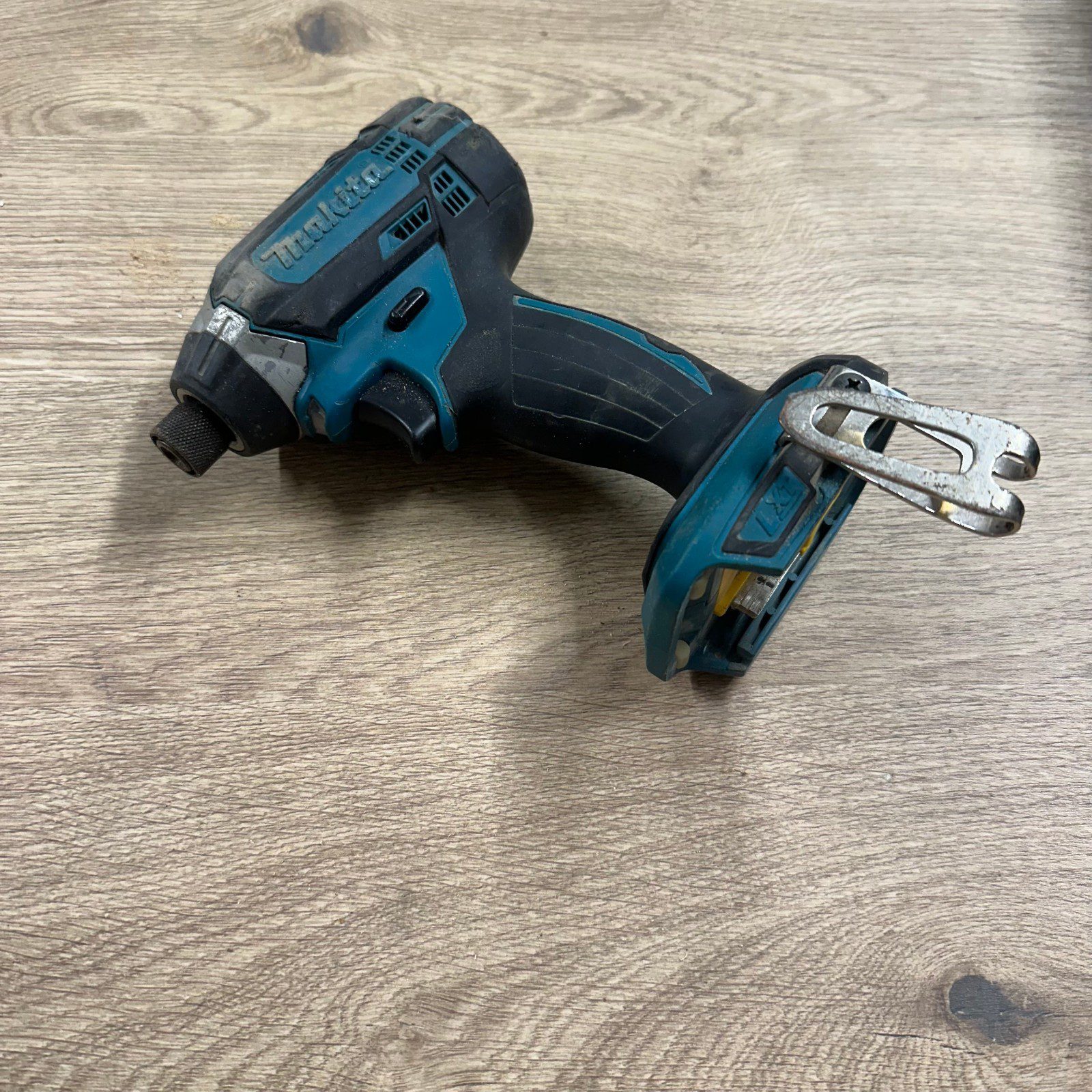 Makita DTD152 18V LXT Impact Driver Body Only Used Cordless Screwdriver - Image 10