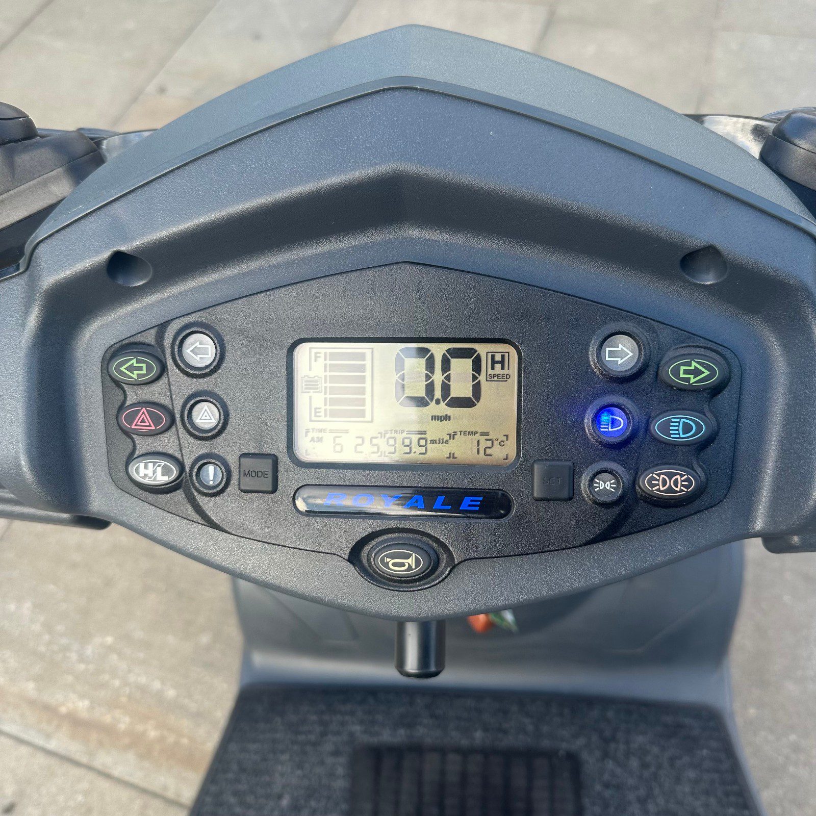 Drive Royale 4 Mobility Scooter Used Road Legal Mobility Scooter With Charger - Image 4