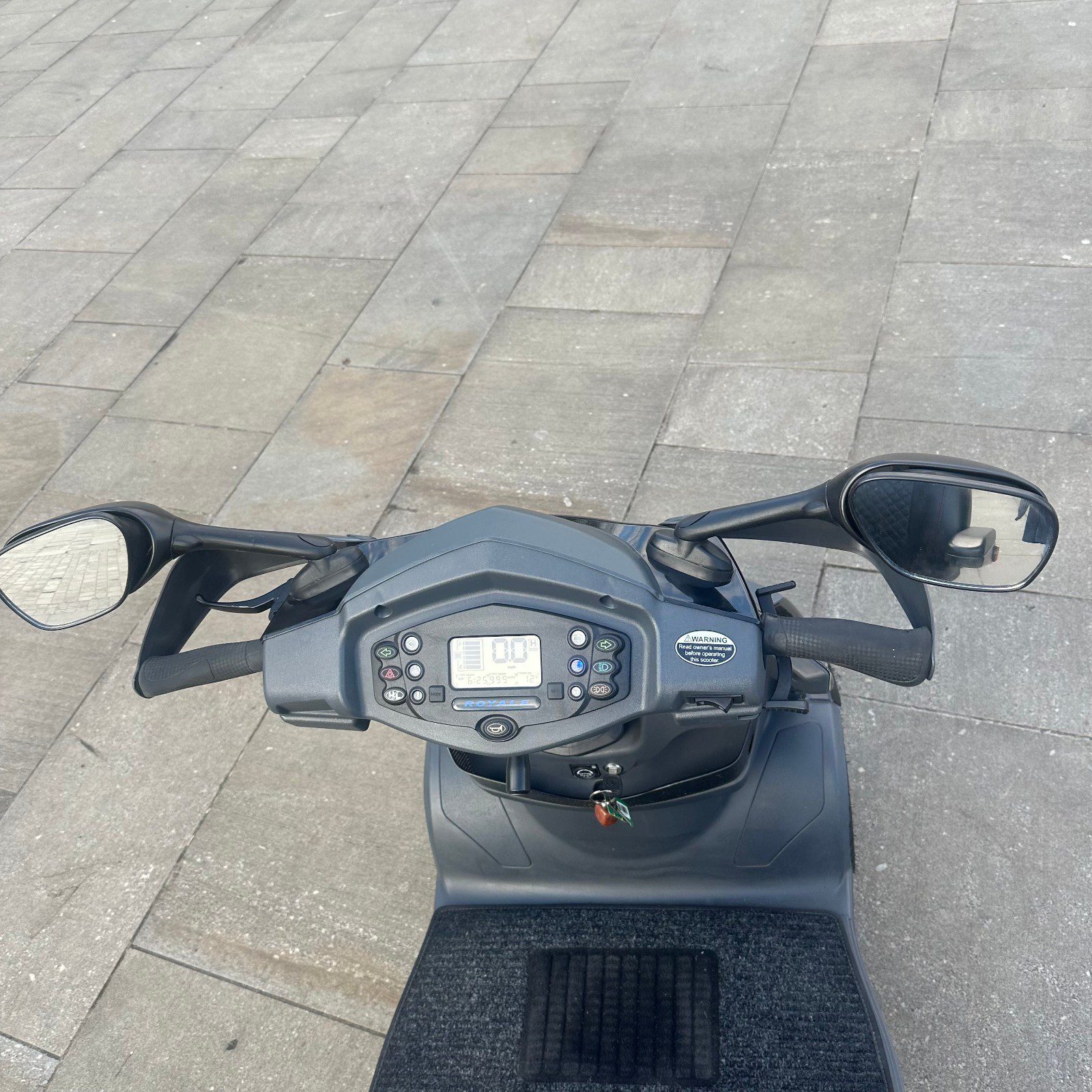 Drive Royale 4 Mobility Scooter Used Road Legal Mobility Scooter With Charger - Image 5