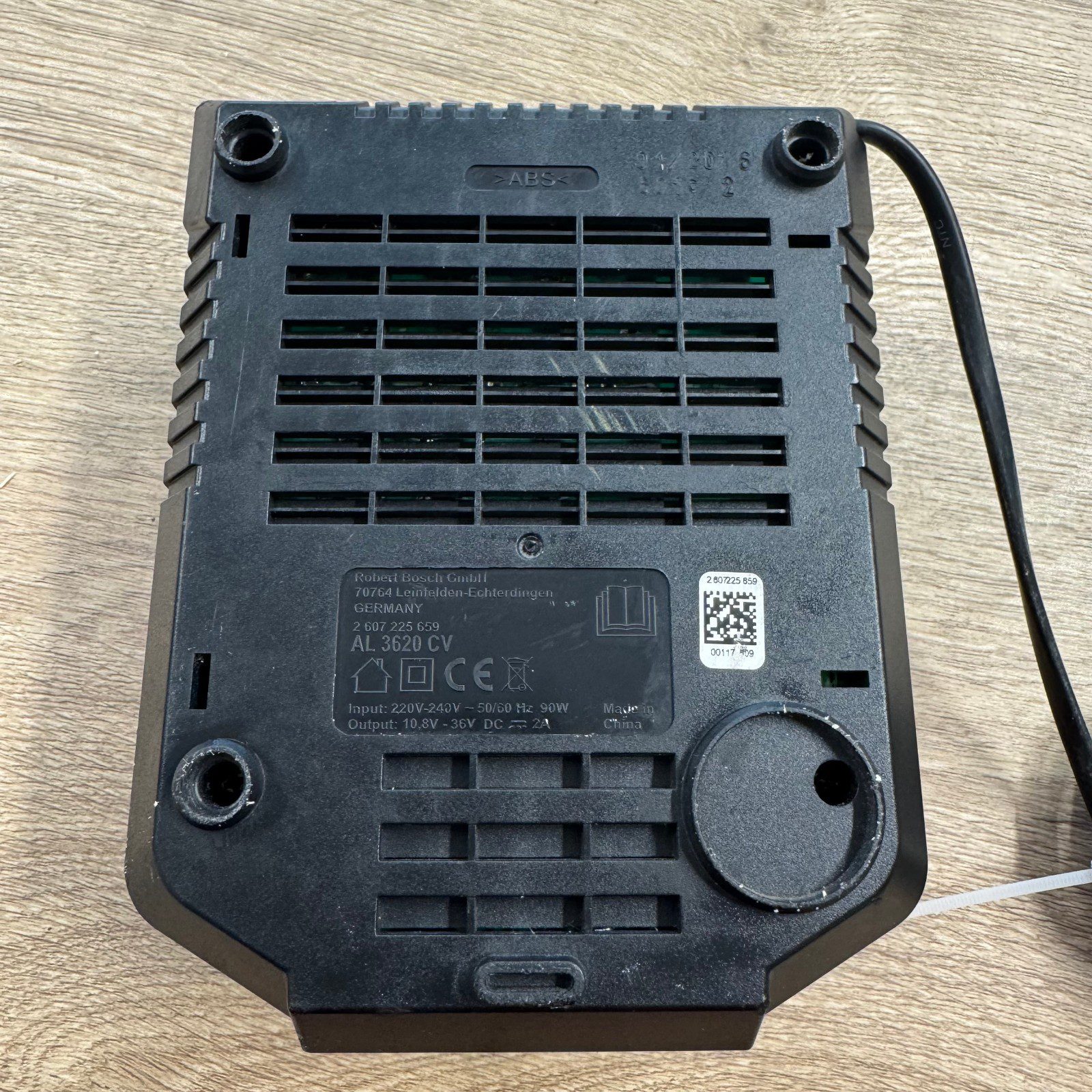 Bosch AL 3620 CV Battery Charger 10.8V 18V 36V Used UK Plug - Image 4