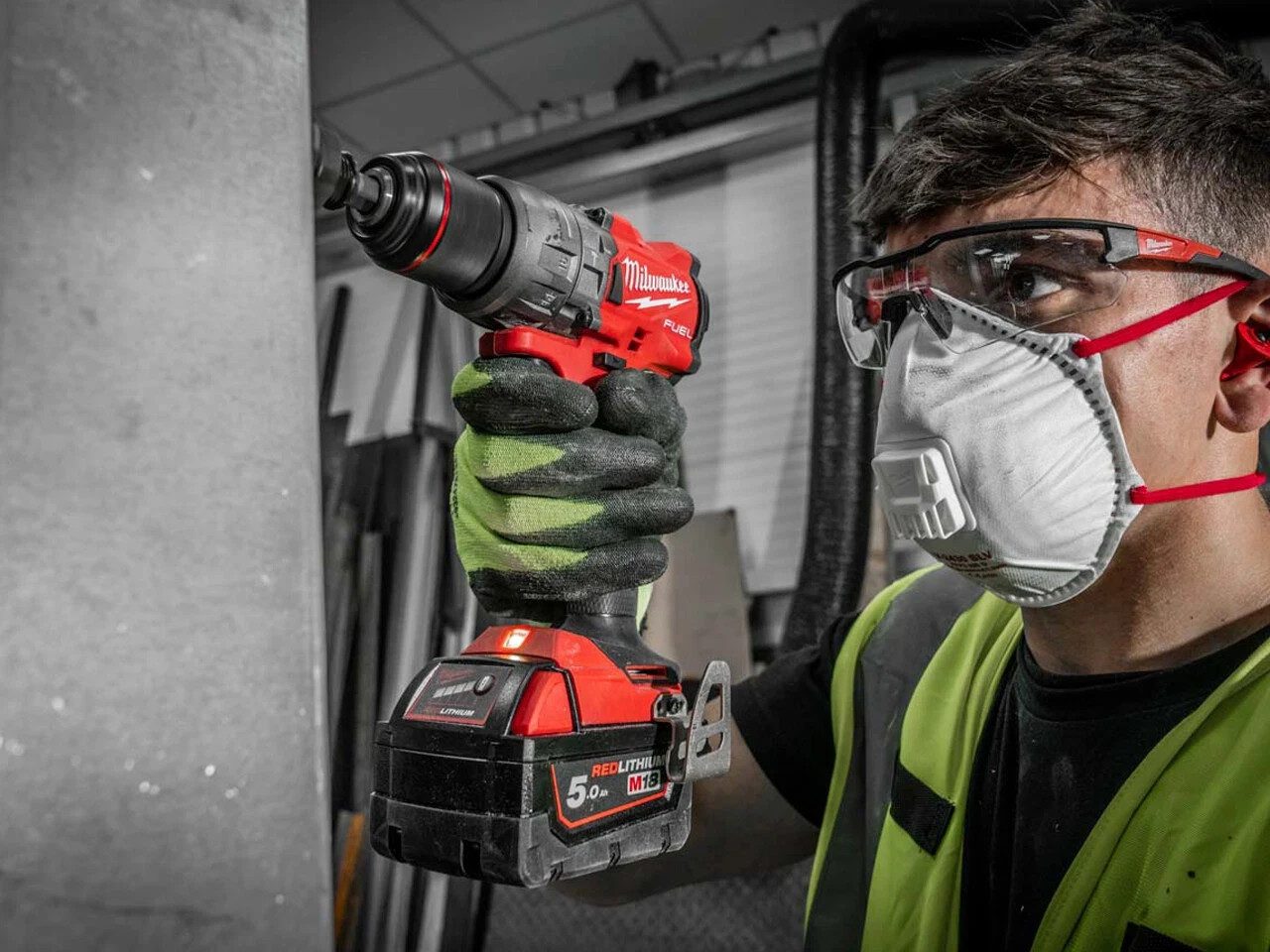 Milwaukee M18 FPD3-502X M18 FUEL Combi Drill Kit 2x 5.0Ah Batteries Charger Box - Image 6