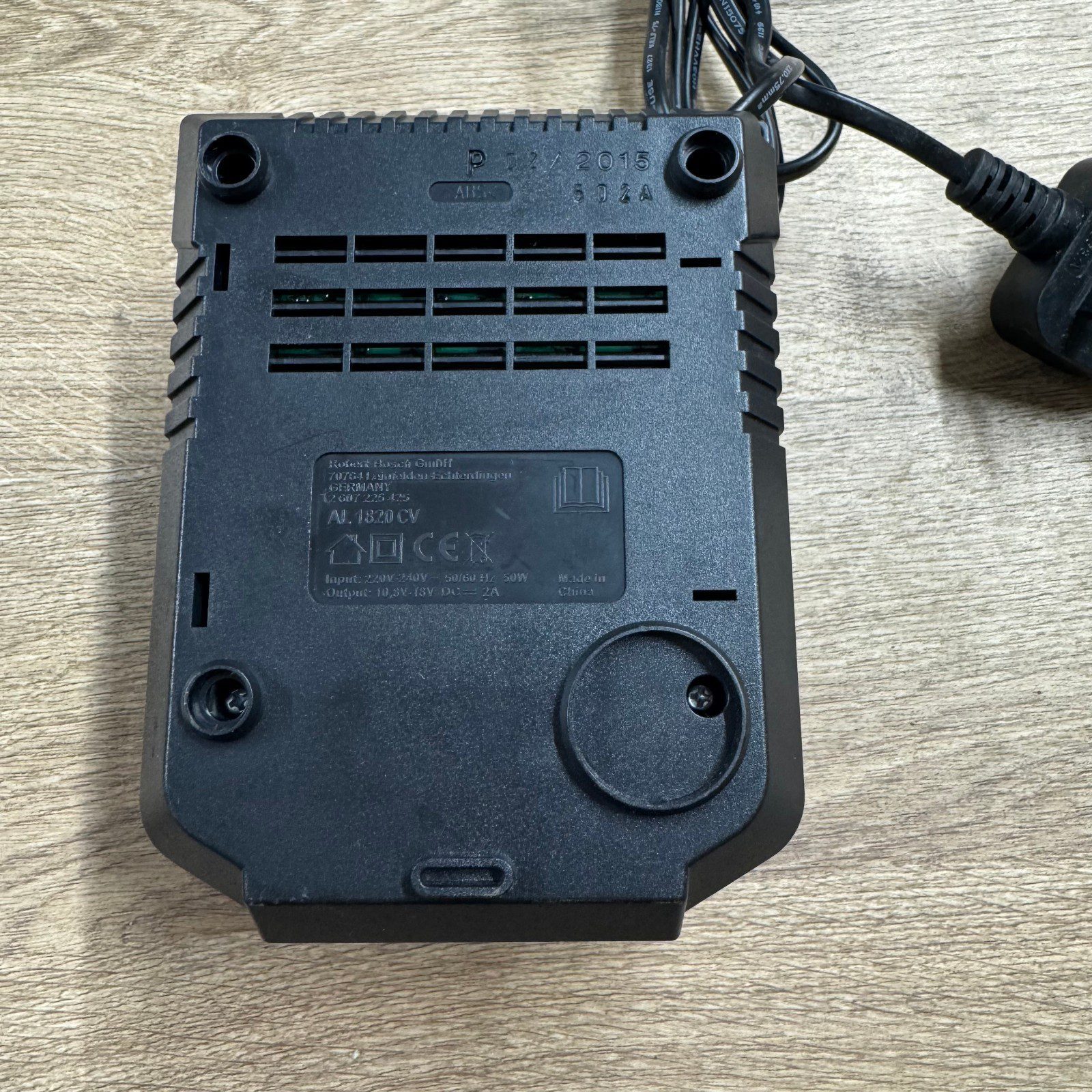 Bosch AL 1820 CV 10.8V–18V Li-Ion Battery Charger - Image 12