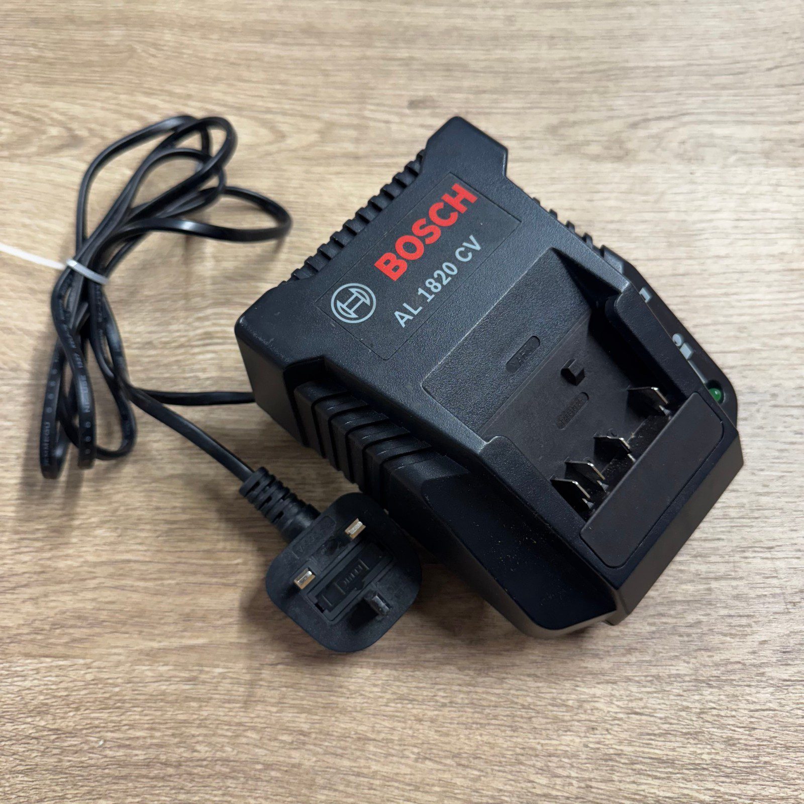 Bosch AL 1820 CV 10.8V–18V Li-Ion Battery Charger - Image 13