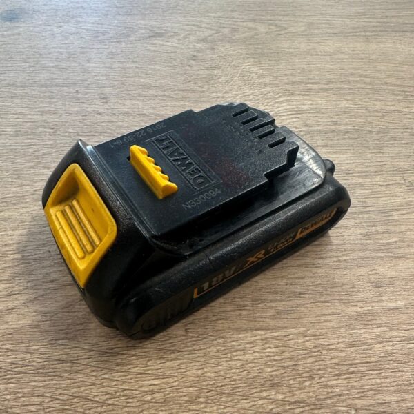 DeWalt DCB181 18V XR Li-Ion 1.5Ah Battery Used Genuine Power Tool Battery Pack