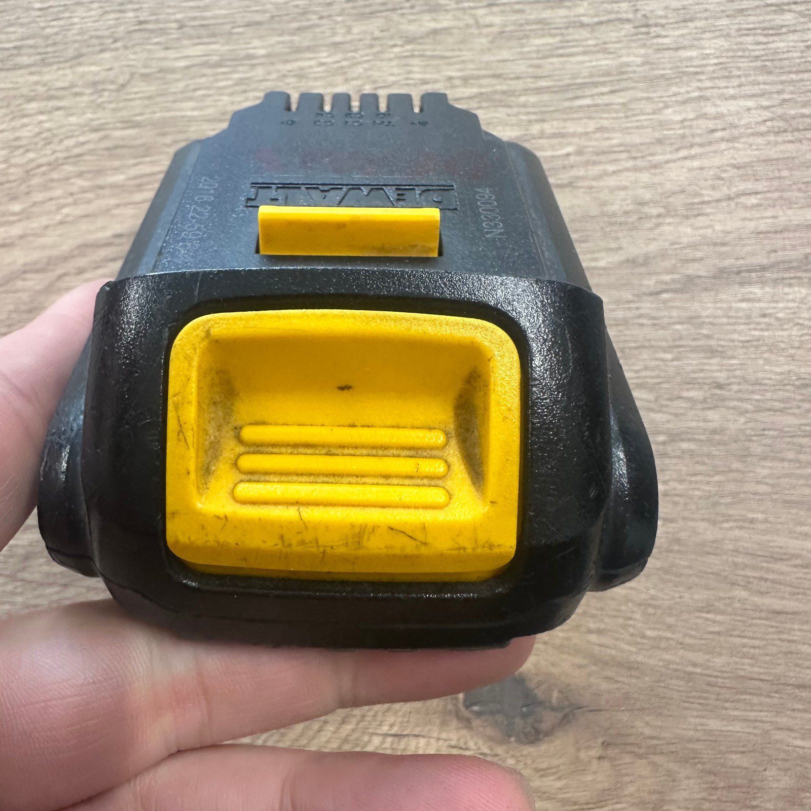 DeWalt DCB181 18V XR Li-Ion 1.5Ah Battery Used Genuine Power Tool Battery Pack - Image 11