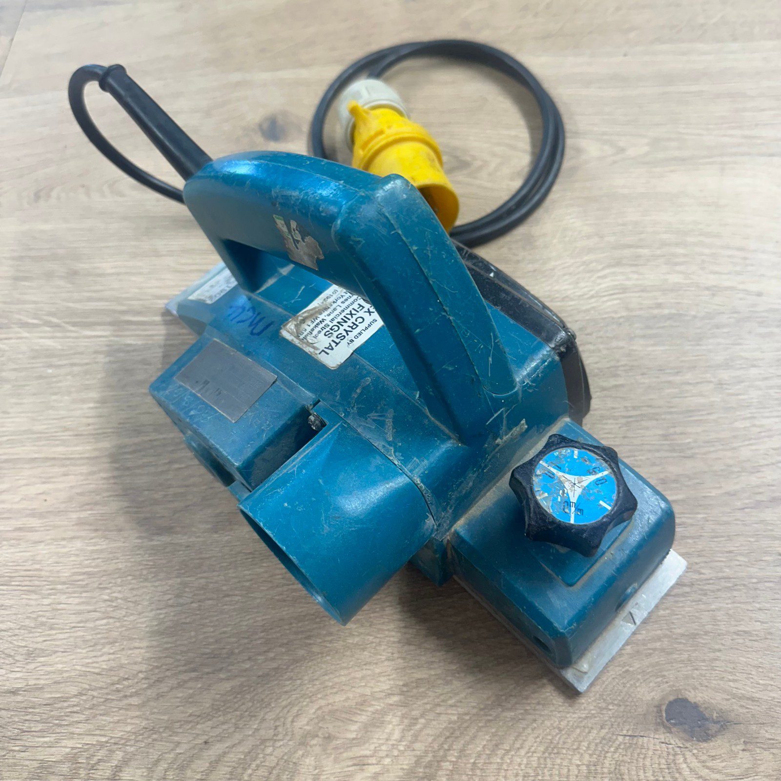 Makita 1902 82mm Electric Planer 110V 500W Wood Planer Used - Image 3