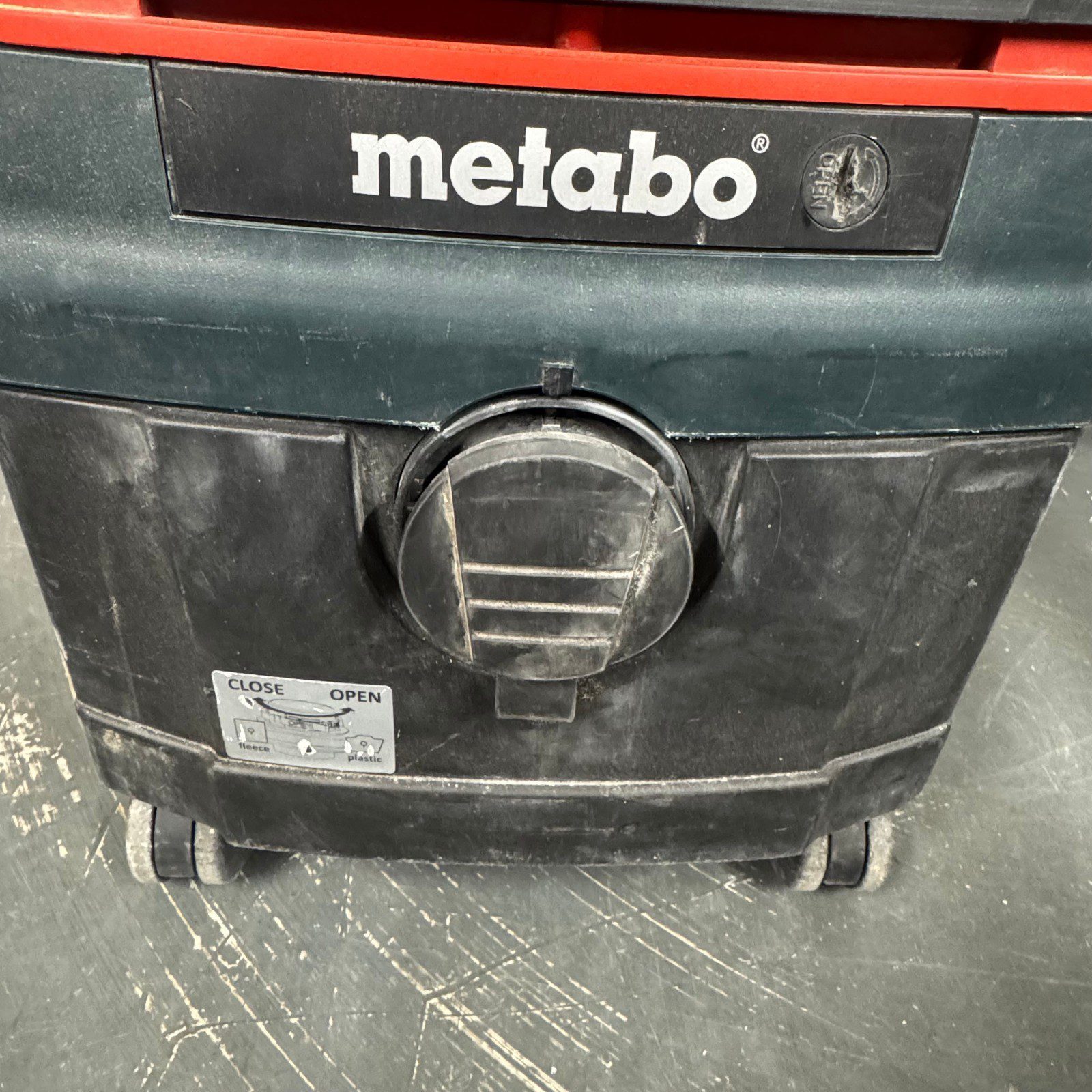 Metabo ASR 36-18 BL 25 M SC Brushless Cordless Dust Extractor Vacuum Used - Image 5
