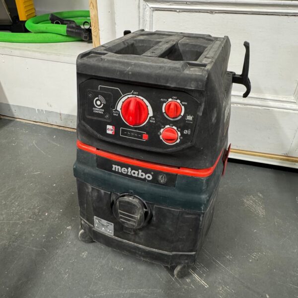 Metabo ASR 36-18 BL 25 M SC Brushless Cordless Dust Extractor Vacuum Used