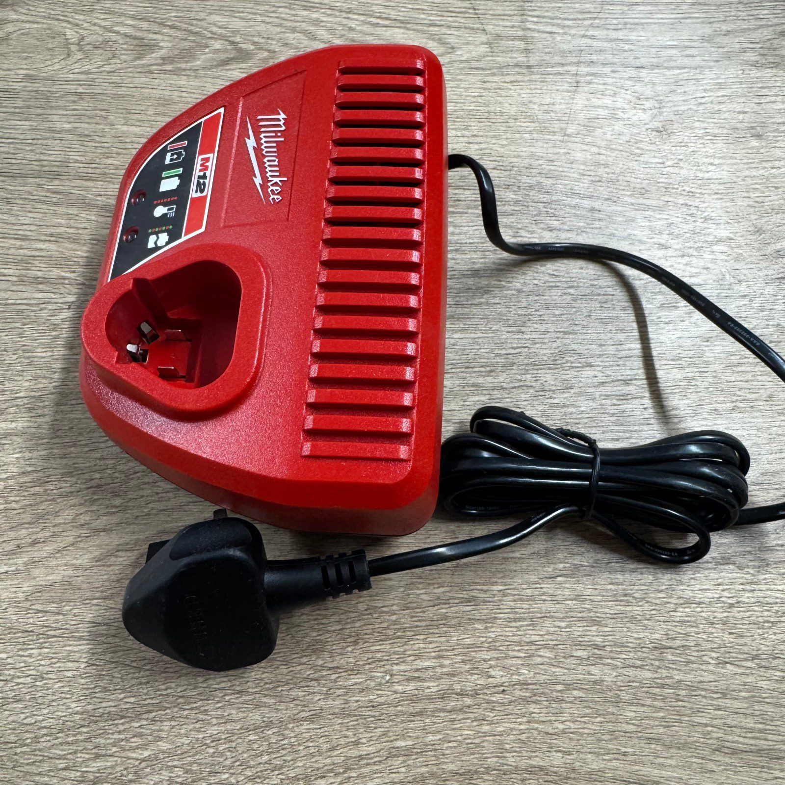 Milwaukee C12C 12V Battery Charger M12 Li-Ion Charger Genuine Used Tool - Image 5