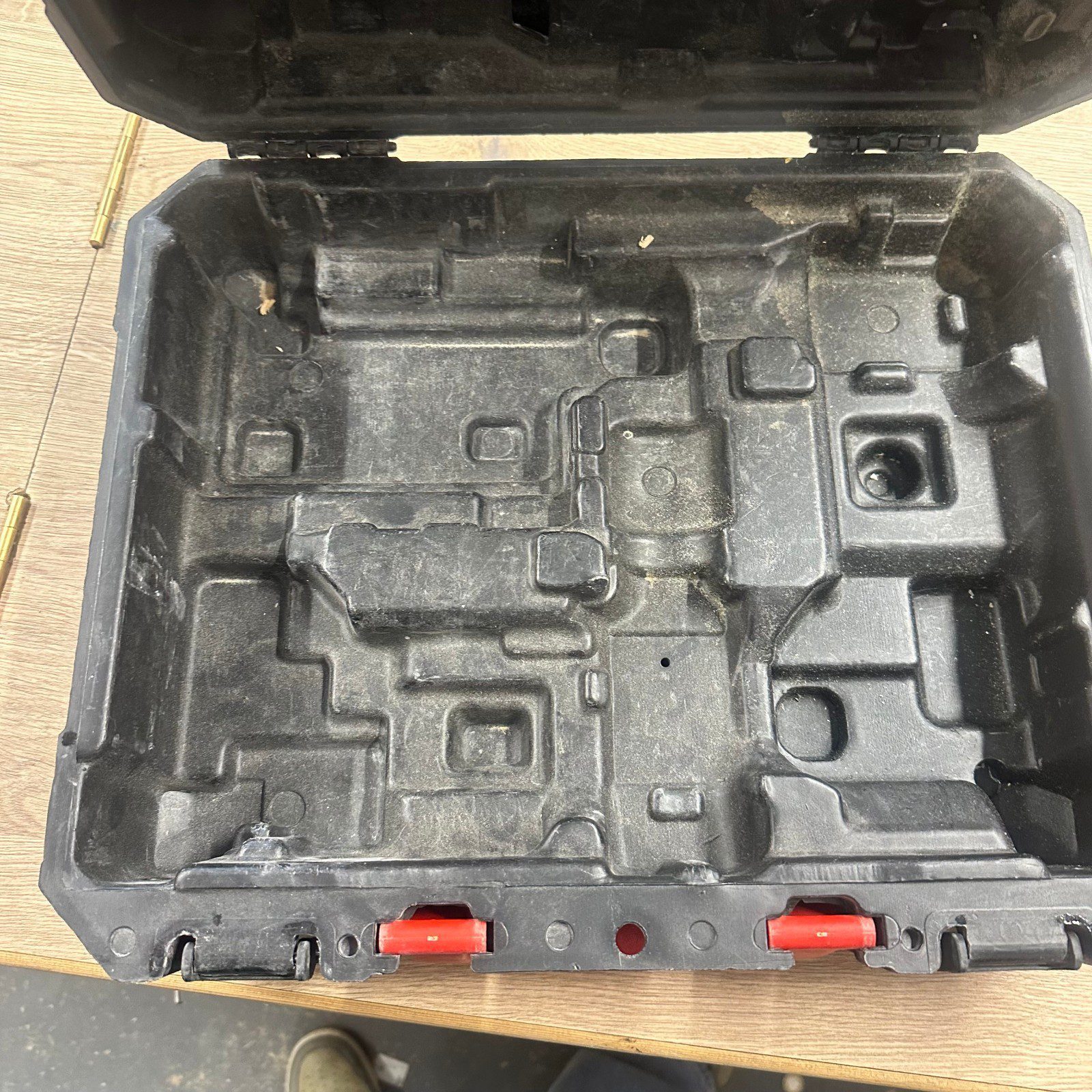 Milwaukee Carry Case for M18 BPP2Q-402C Used Hard Tool Storage Box - Image 3