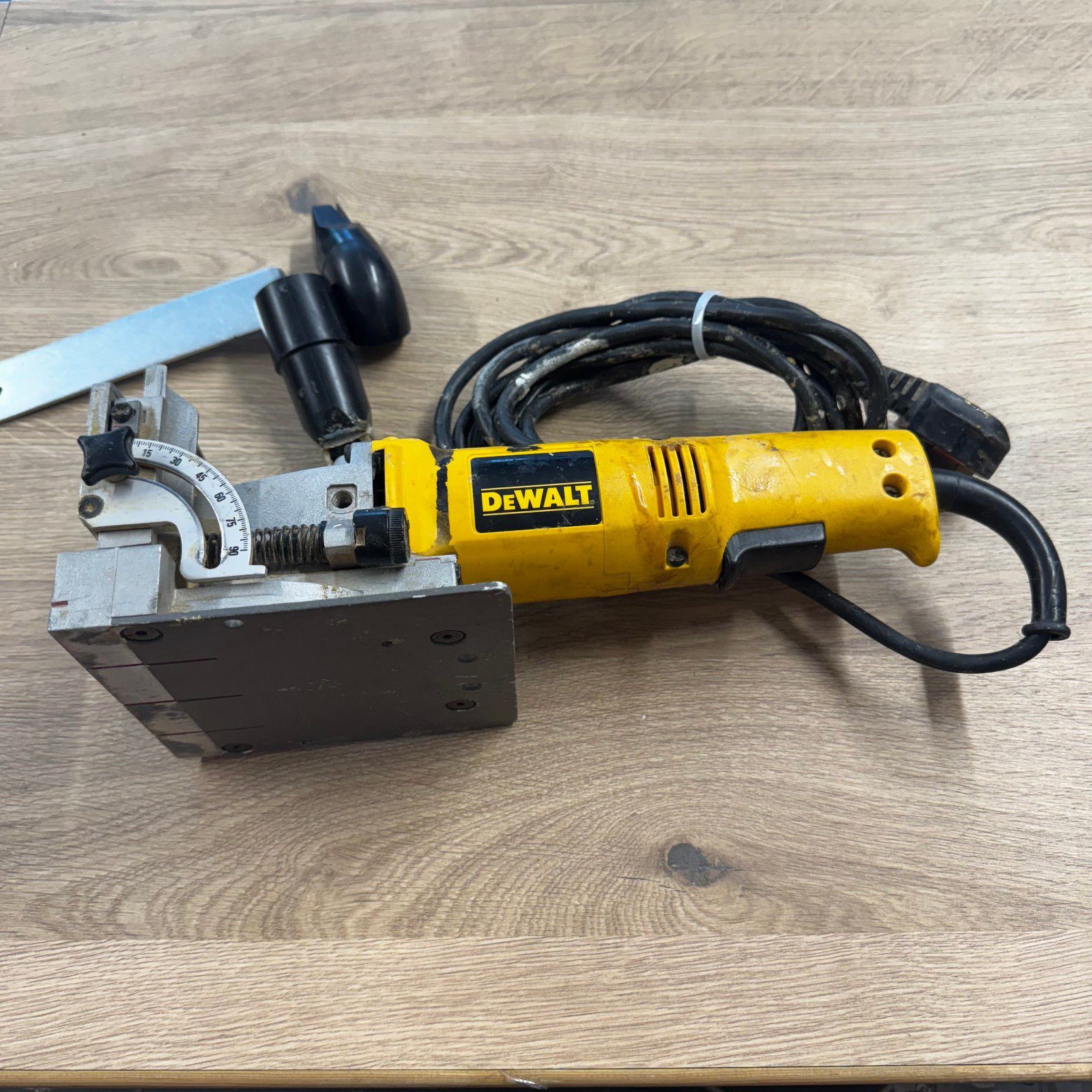DeWalt DW682GB Biscuit Jointer 600W Plate Joiner 240V With Case - Image 14