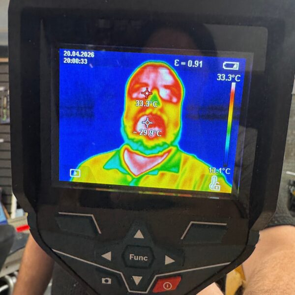 Bosch GTC 400 C Professional Thermal Camera 12V Imager Charger Case Used