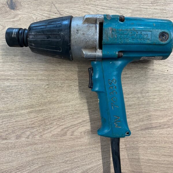 Makita 6905B 1/2" Impact Wrench 110V 12.7mm Corded Nut Runner Used