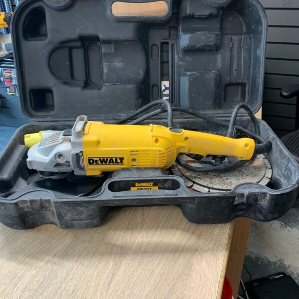 DeWalt DWE492-LX 110V 230mm Angle Grinder 2200W Case Blades Used