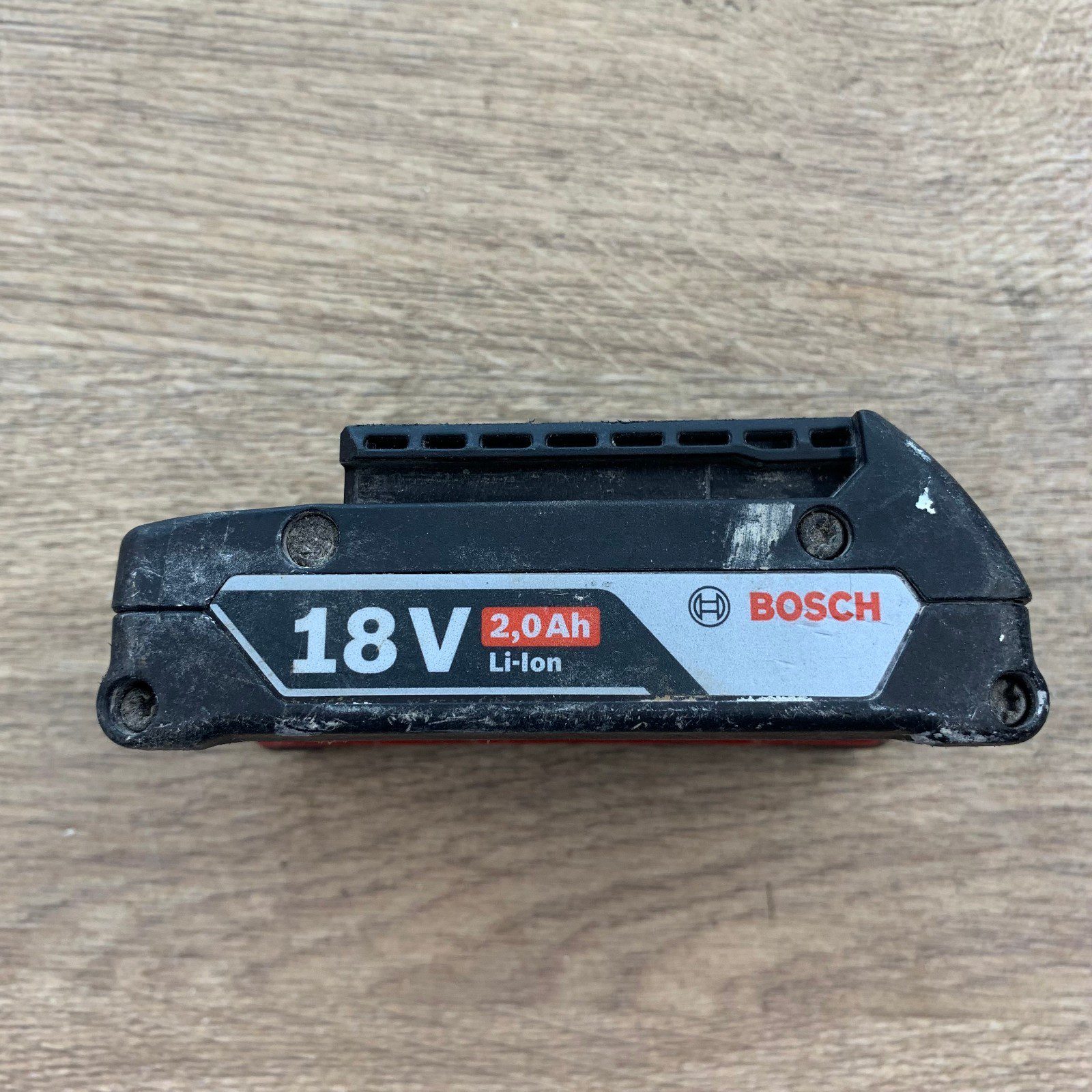 Bosch Professional 18v GBA 2.0Ah Li-Ion Battery AmpShare Bosch Professional - Image 1