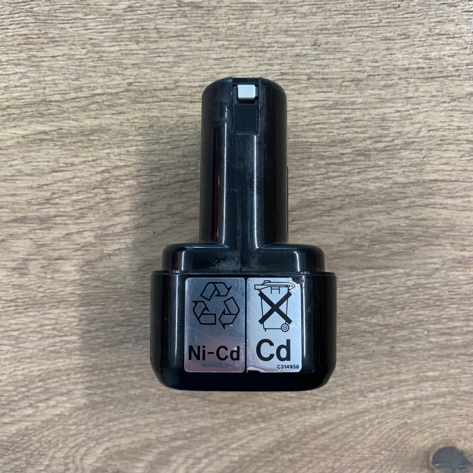 Hitachi EB714S 7.2V 1.4Ah Ni-Cd Battery Pack For Hitachi Koki Tools Used - Image 3