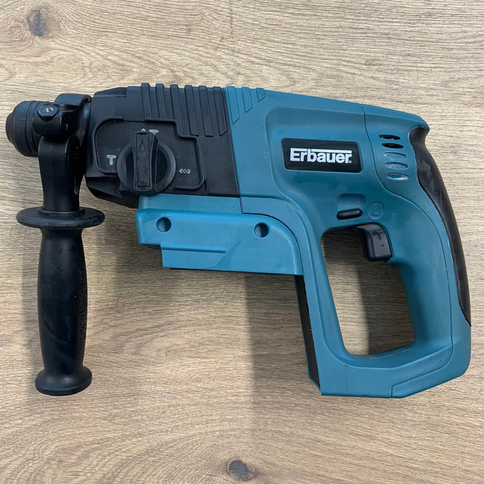 Erbauer ERF437SDS 24V SDS Plus Cordless Hammer Drill Body Only - Image 1