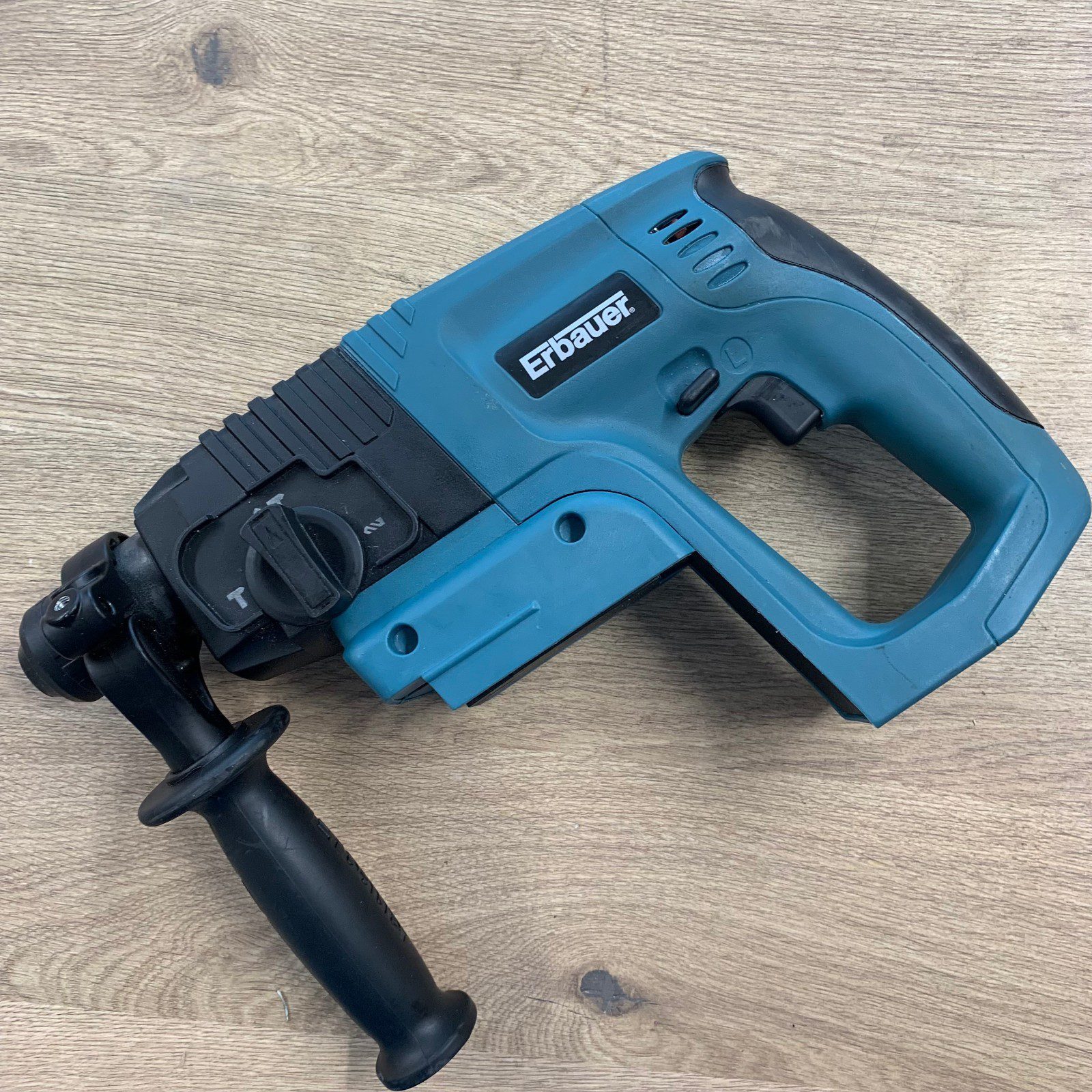 Erbauer ERF437SDS 24V SDS Plus Cordless Hammer Drill Body Only - Image 15