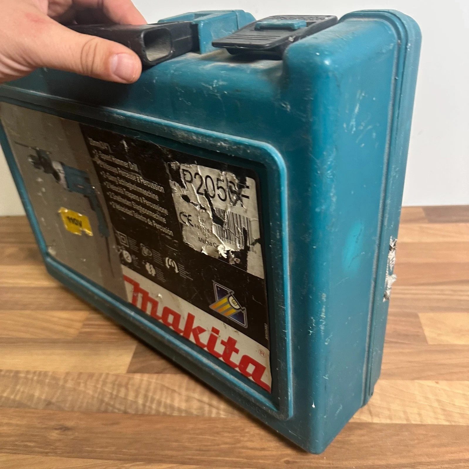 Makita HP2050F Hammer Drill 110V 720W 2 Speed Keyed Chuck With Case Handle - Image 4