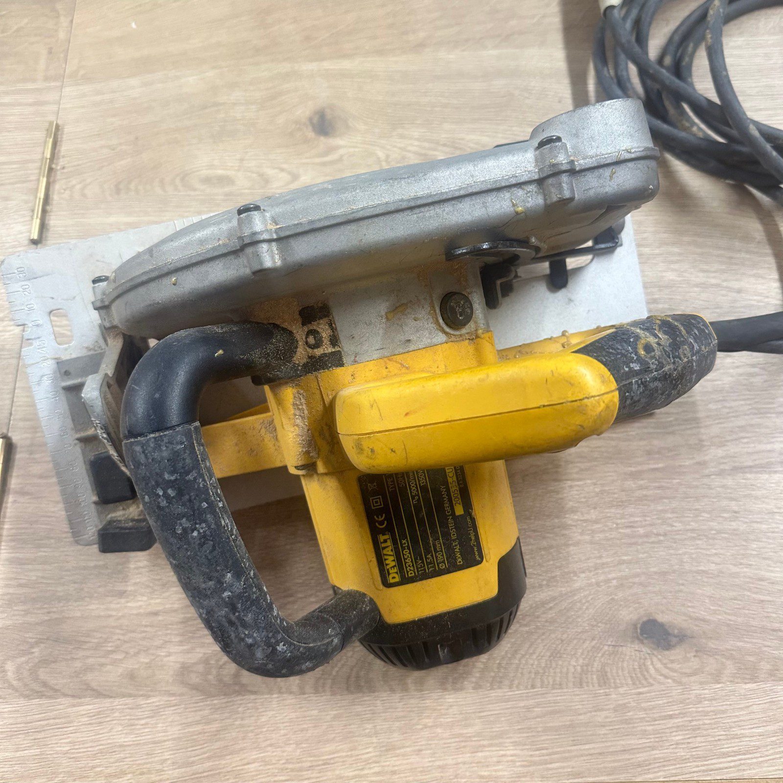 DeWalt D23650-LX Circular Saw 190mm 115V 1350W Used Electric Saw - Image 8