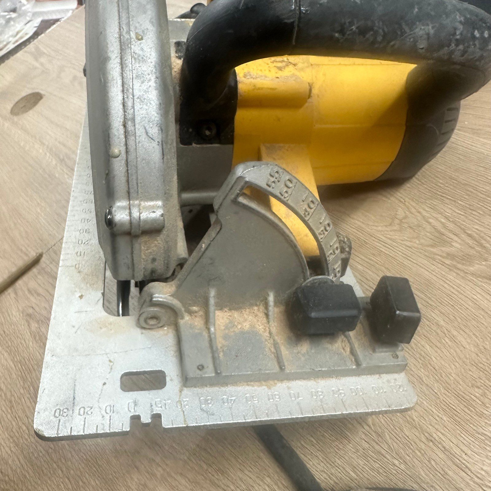 DeWalt D23650-LX Circular Saw 190mm 115V 1350W Used Electric Saw - Image 18