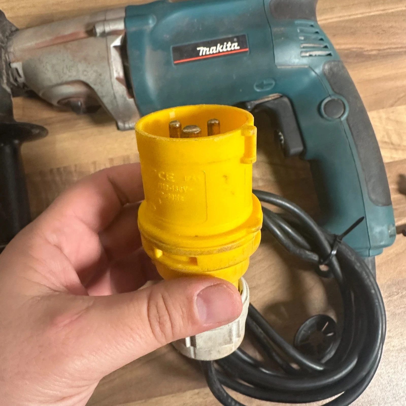Makita HP2050F Hammer Drill 110V 720W 2 Speed Keyed Chuck With Case Handle - Image 22