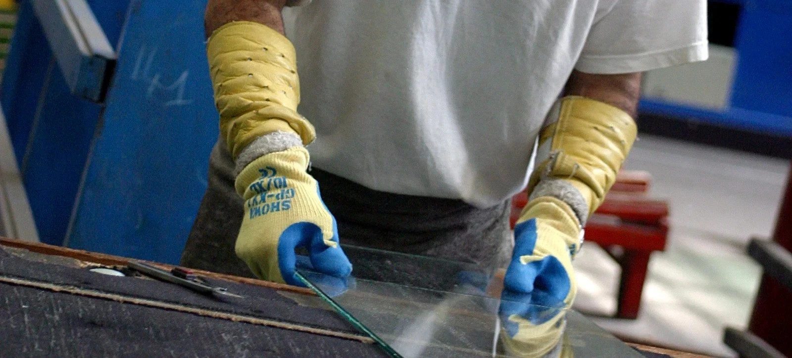Showa GP-KV1 Latex grip glove with Kevlar Cut Protection Size 7/S - Image 8