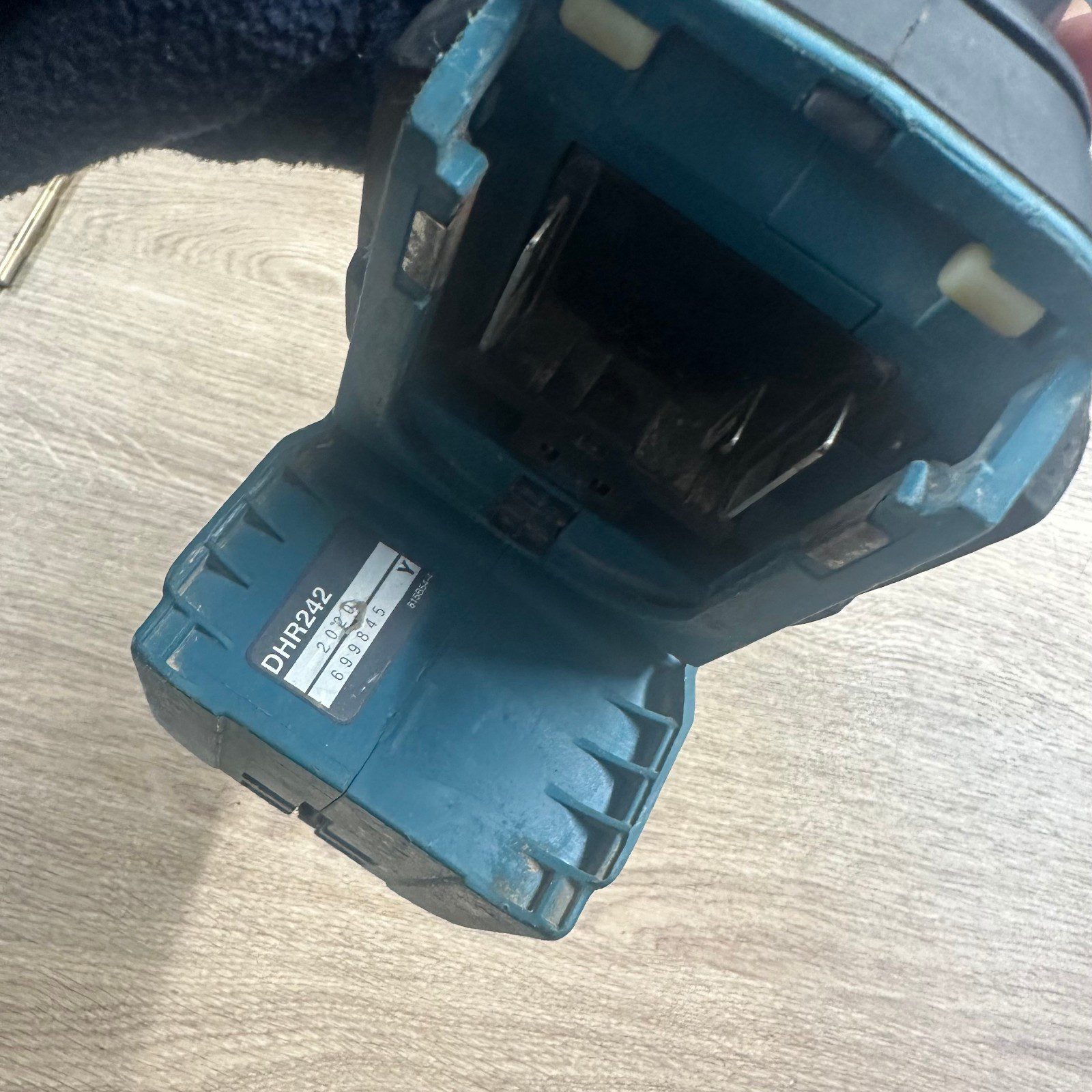Makita DHR242 18V Brushless SDS Plus Rotary Hammer Drill Bare Unit Body Only - Image 7