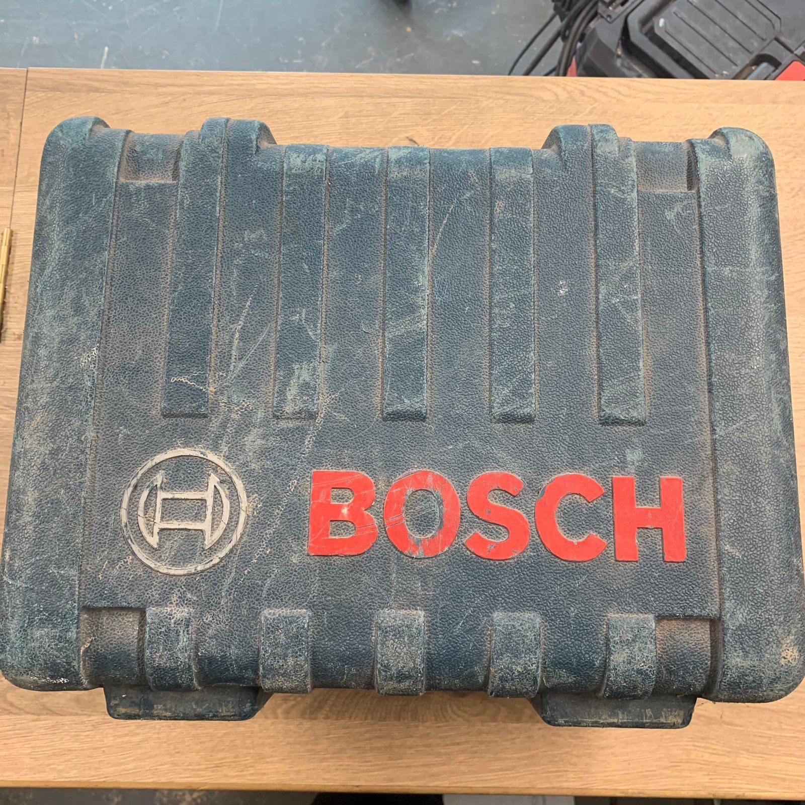 Bosch GKS 190 Professional 110V 190mm Circular Saw With Case Used - Image 3