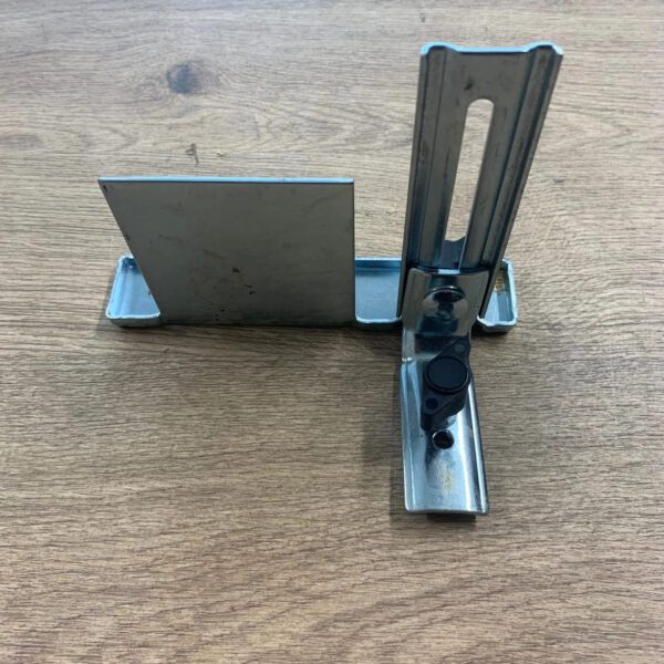 Bosch GHO 26-82 Professional 110V Corded Planer With Case Accessories Used