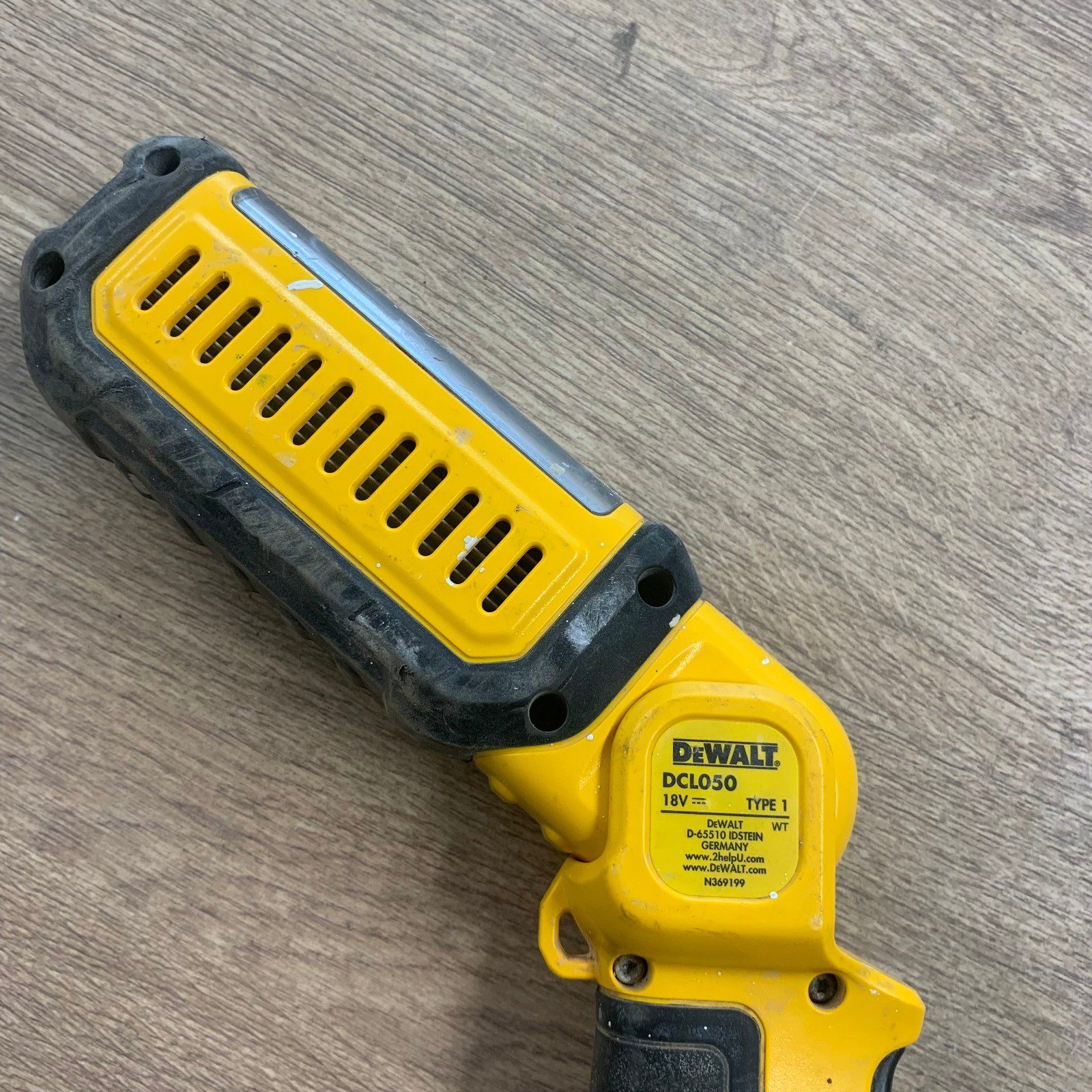 DeWalt DCL050 18V XR Cordless LED Inspection Light Work Torch Body Only Used - Image 9