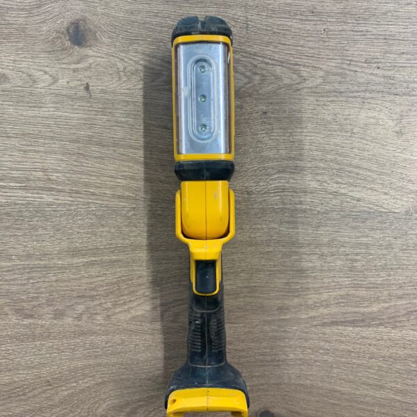 DeWalt DCL050 18V XR Cordless LED Inspection Light Work Torch Body Only Used