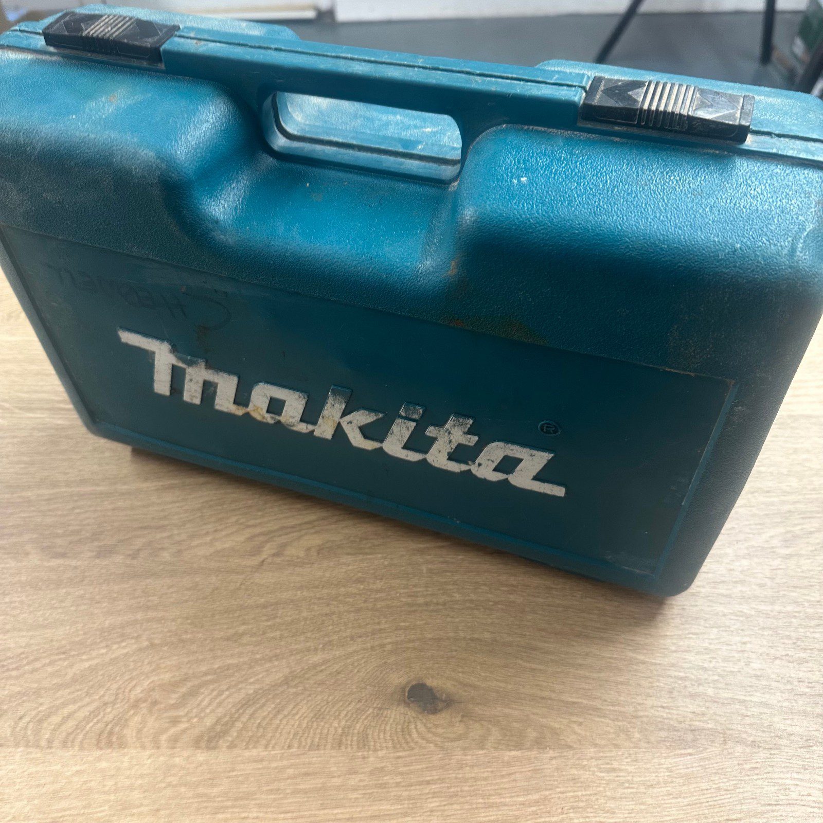 Makita GA4530R 110V 115mm Angle Grinder With Case Used Working Order - Image 20