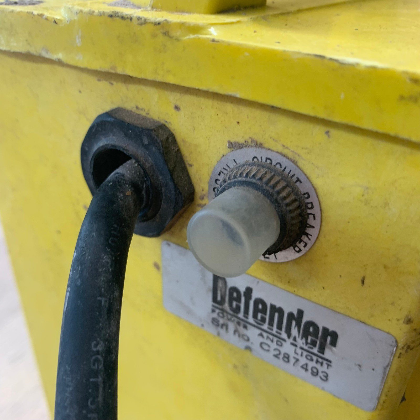Defender 3.0kVA 110V Site Transformer 240V Input 2 x 16A Outlets Used - Image 15