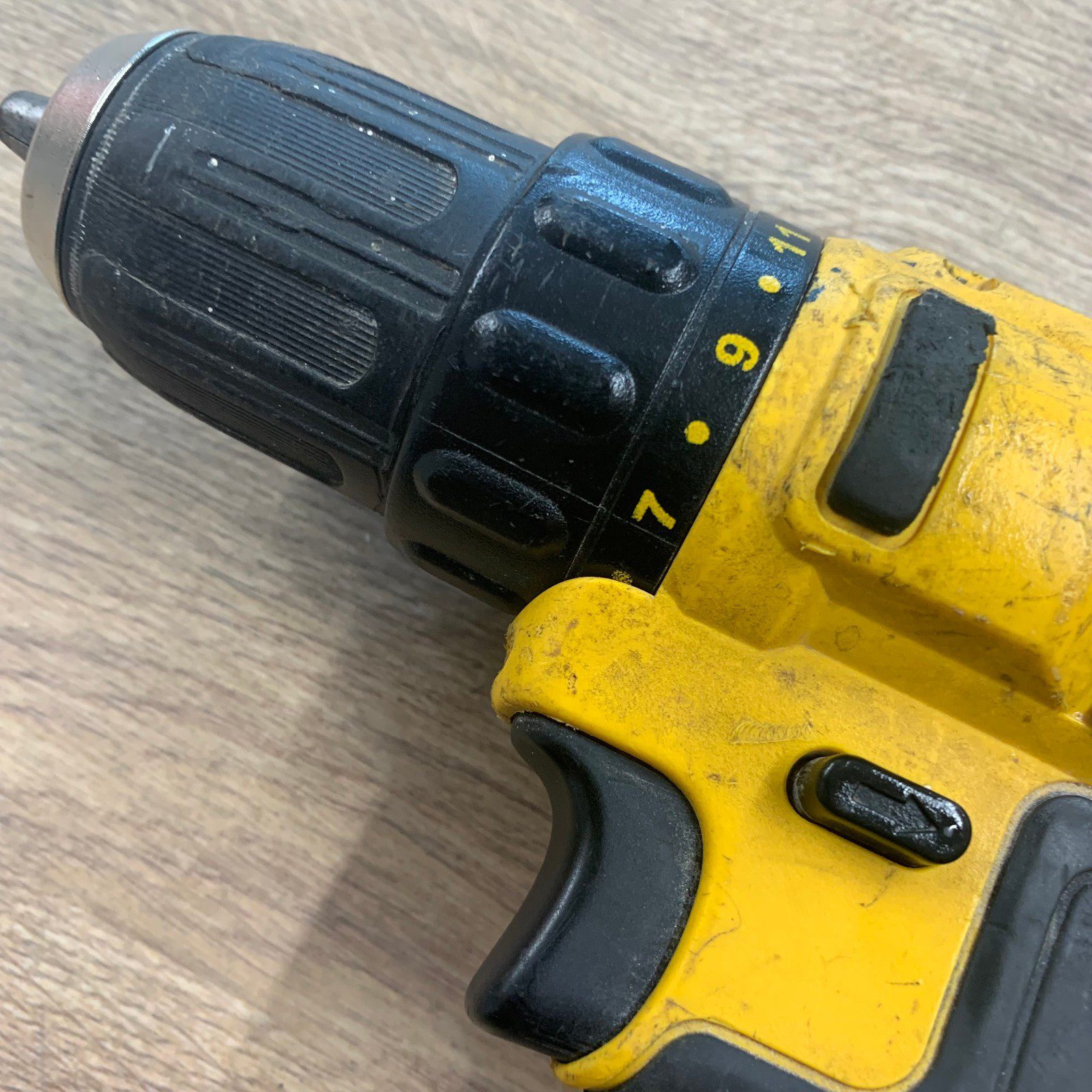 DeWalt DCD710 10.8V 12V XR Li-Ion Cordless Drill Driver Body Only Used - Image 4