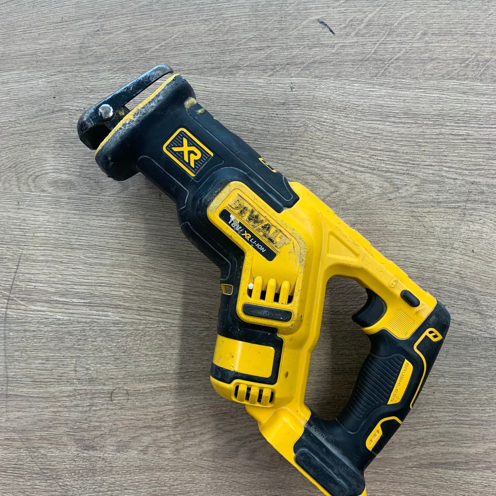 DeWalt DCS367 18V XR Brushless Reciprocating Saw Body Only Used Cordless - Image 8
