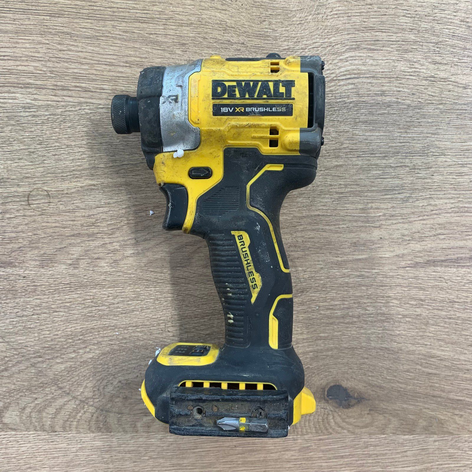 DeWalt DCF860 18V XR Brushless Impact Driver Body Only Used Cordless Tool - Image 1