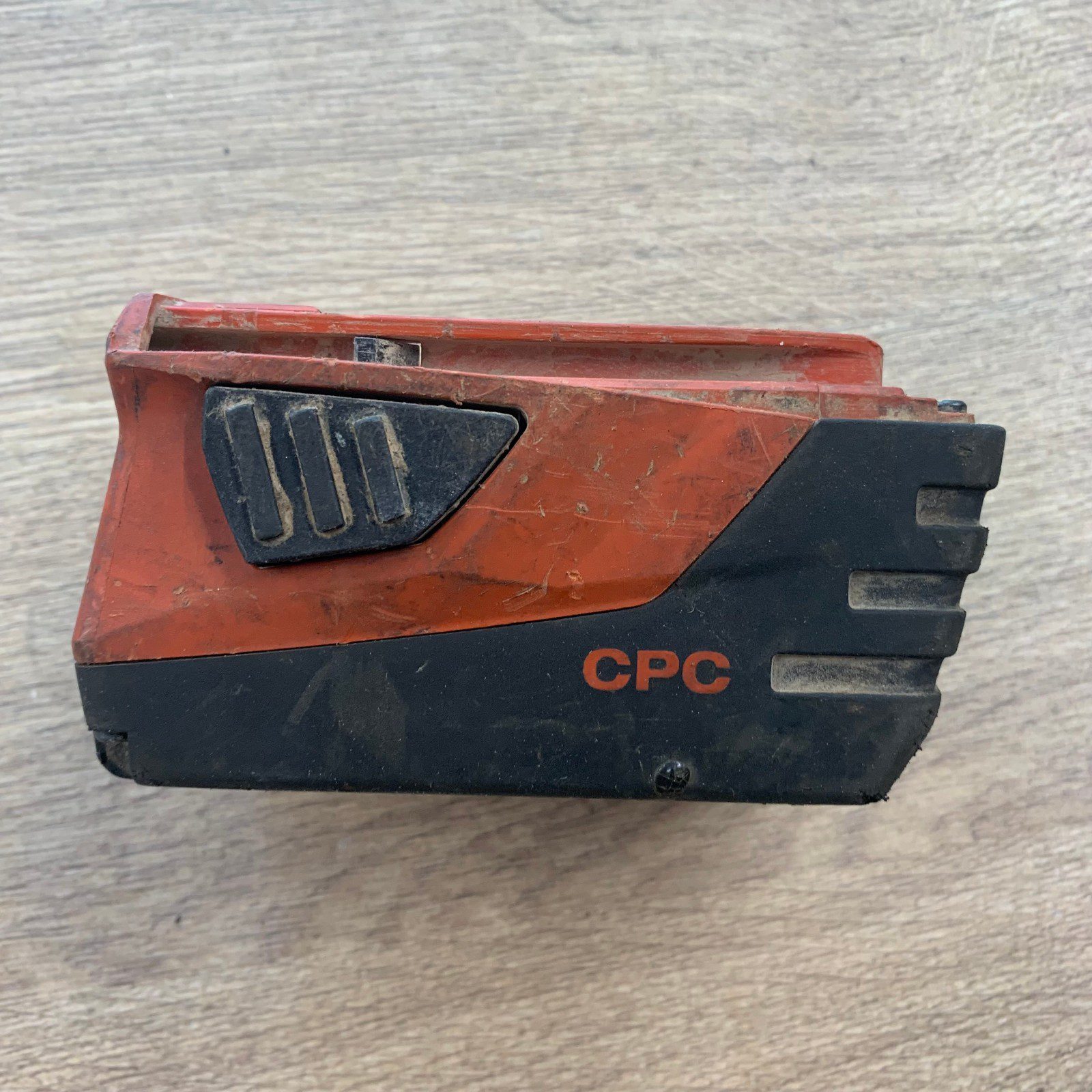 Hilti B22 5.2Ah Li-ion CPC Battery 21.6V 112Wh Used - Image 3