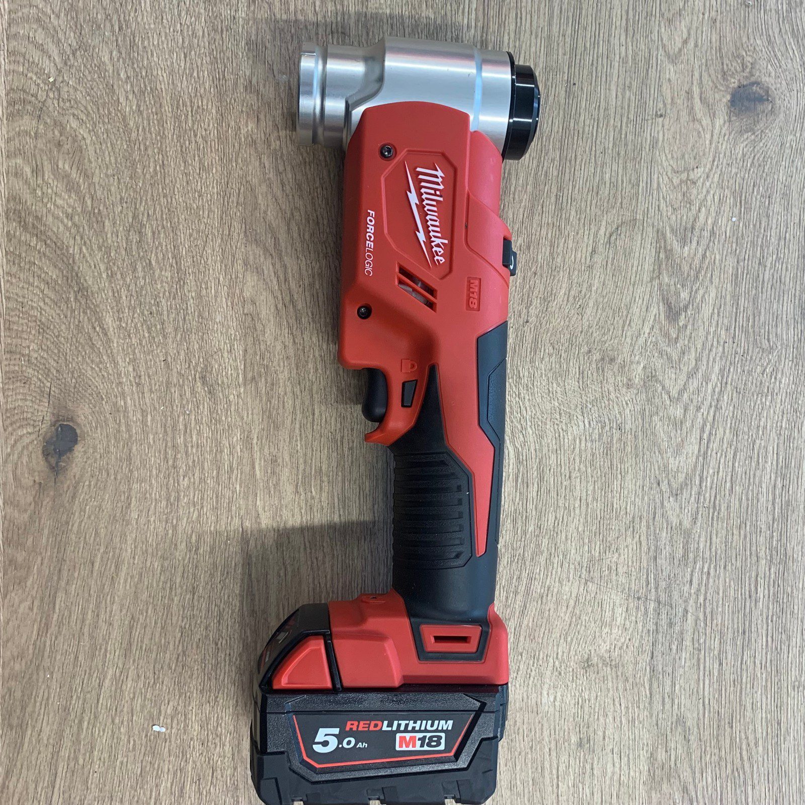 Milwaukee M18 HKP 18V Force Logic Hydraulic Knockout Punch Kit Used - Image 4