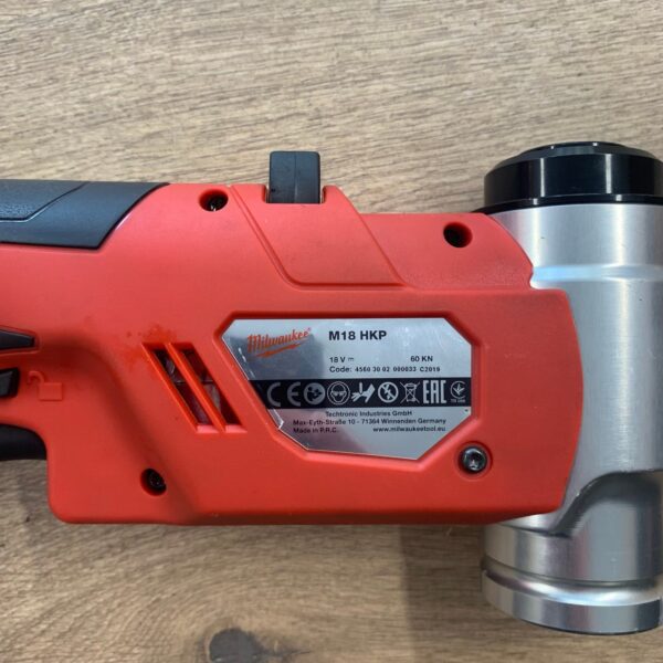 Milwaukee M18 HKP 18V Force Logic Hydraulic Knockout Punch Kit Used