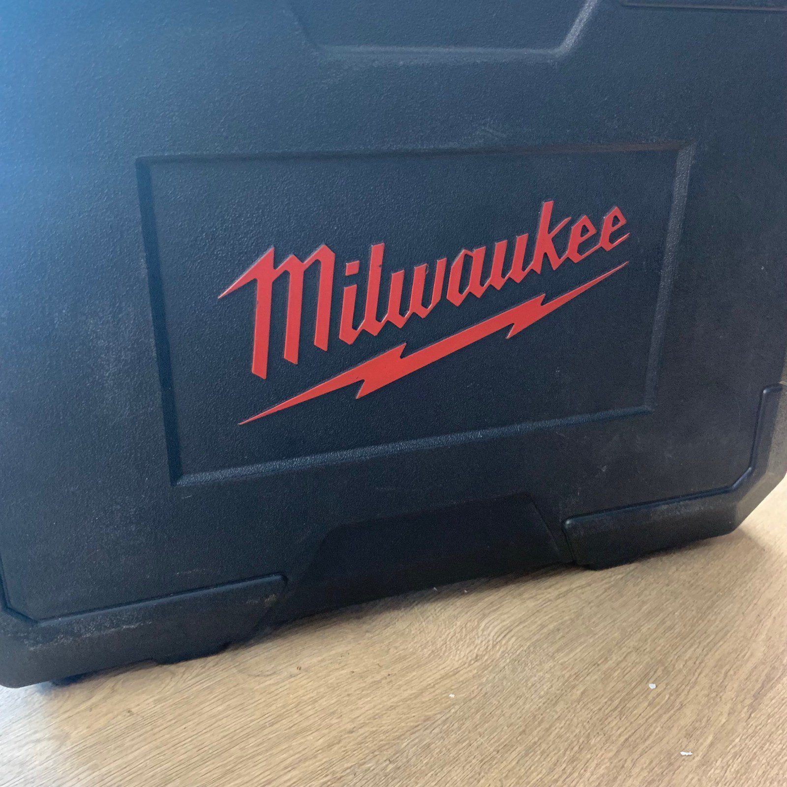 Milwaukee M18 HKP 18V Force Logic Hydraulic Knockout Punch Kit Used - Image 22