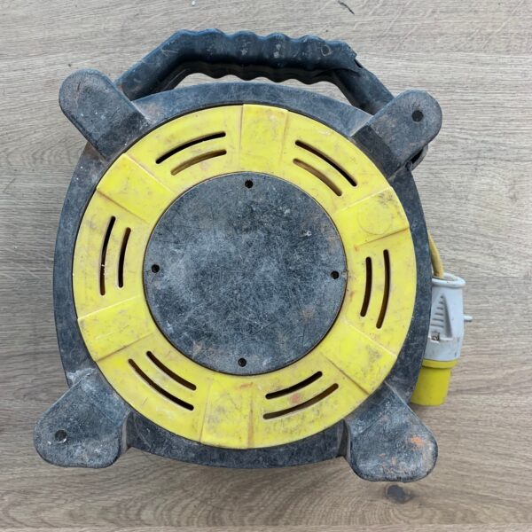 110V 16A Extension Cable Reel Twin Socket Site Power Lead Thermal Cut Out Used