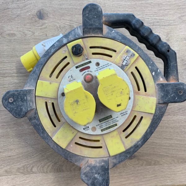 110V 16A Extension Cable Reel Twin Socket Site Power Lead Thermal Cut Out Used