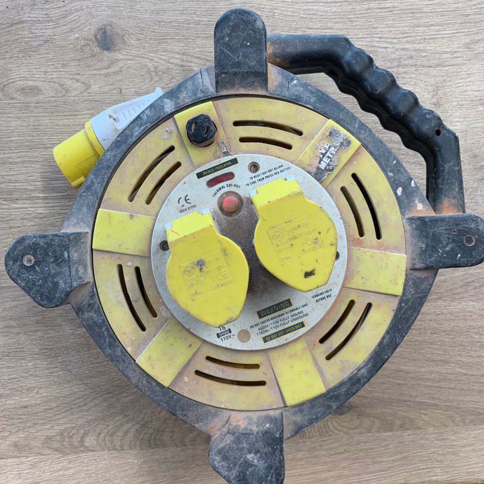 110V 16A Extension Cable Reel Twin Socket Site Power Lead Thermal Cut Out Used - Image 13