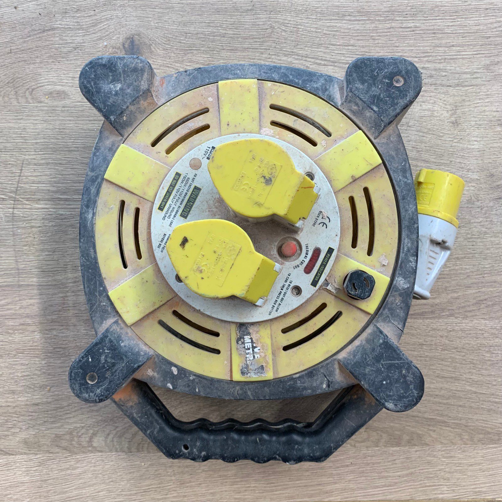 110V 16A Extension Cable Reel Twin Socket Site Power Lead Thermal Cut Out Used - Image 16