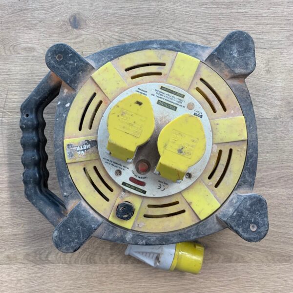 110V 16A Extension Cable Reel Twin Socket Site Power Lead Thermal Cut Out Used