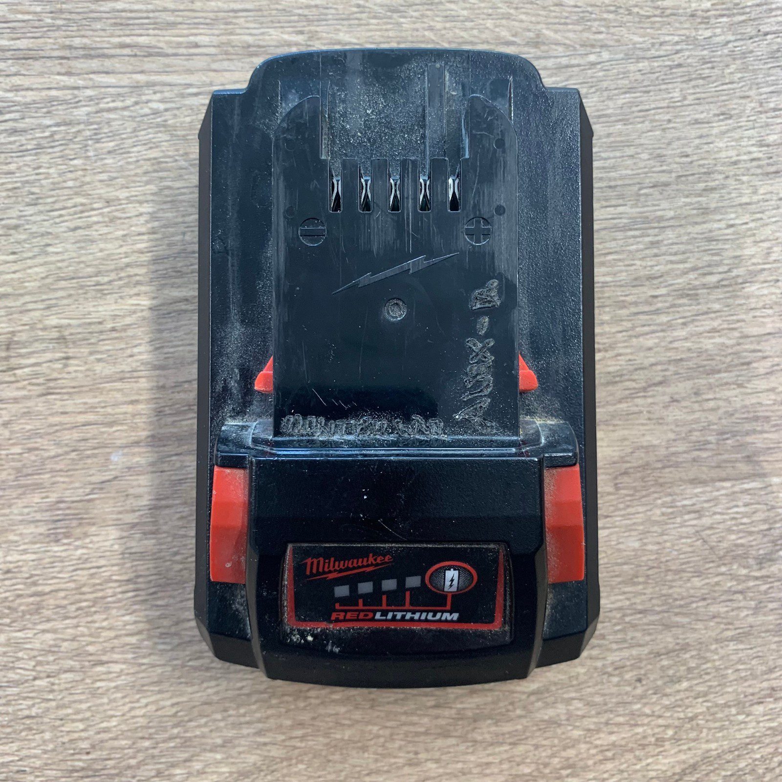 Milwaukee M18 HB3 3.0Ah High Output RedLithium Battery 18V Used - Image 8