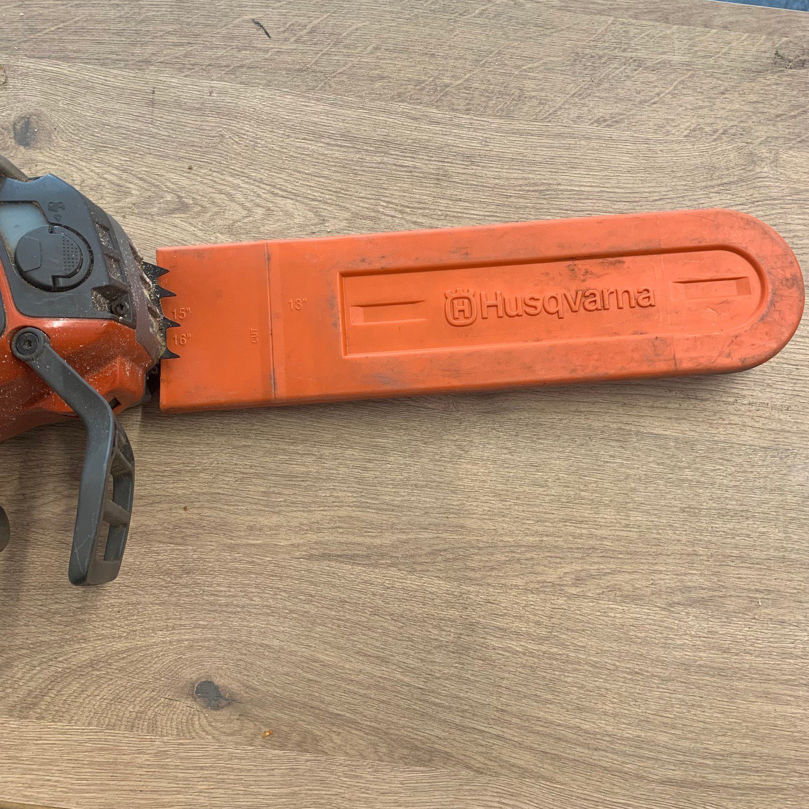 Husqvarna 540i XP Cordless Chainsaw 36V Battery Charger Bar Chain Used - Image 3